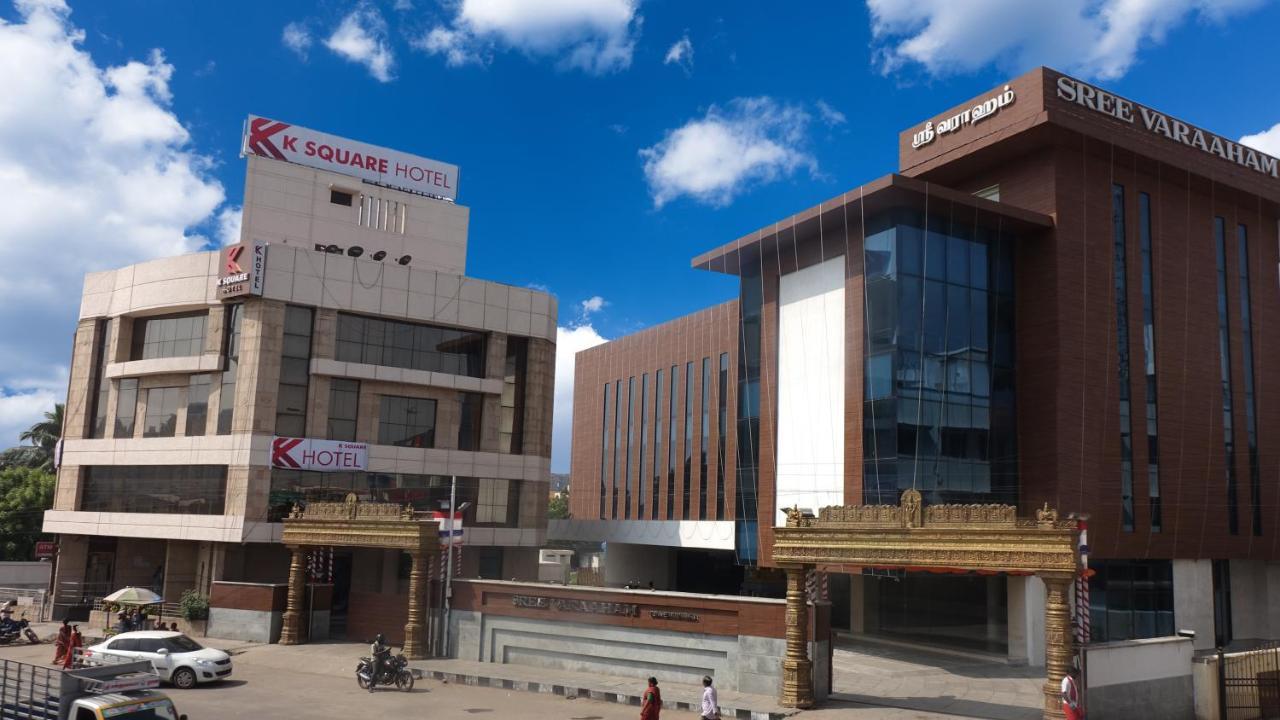 Ksquare Hotel Chennai Exteriör bild